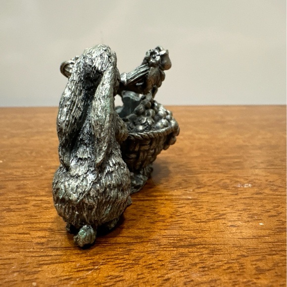 Ganz Pewter Basket and Bunny Candlestick‎ Holder Vintage Easter - Picture 2 of 7